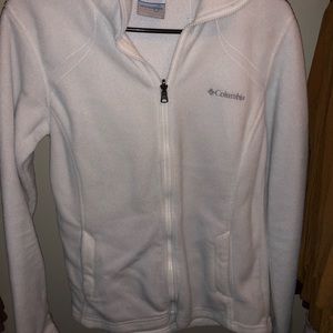 Columbia sweatshirt